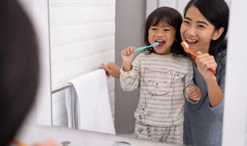 Everyday Causes of Bad Breath and How to Fix Them at Home